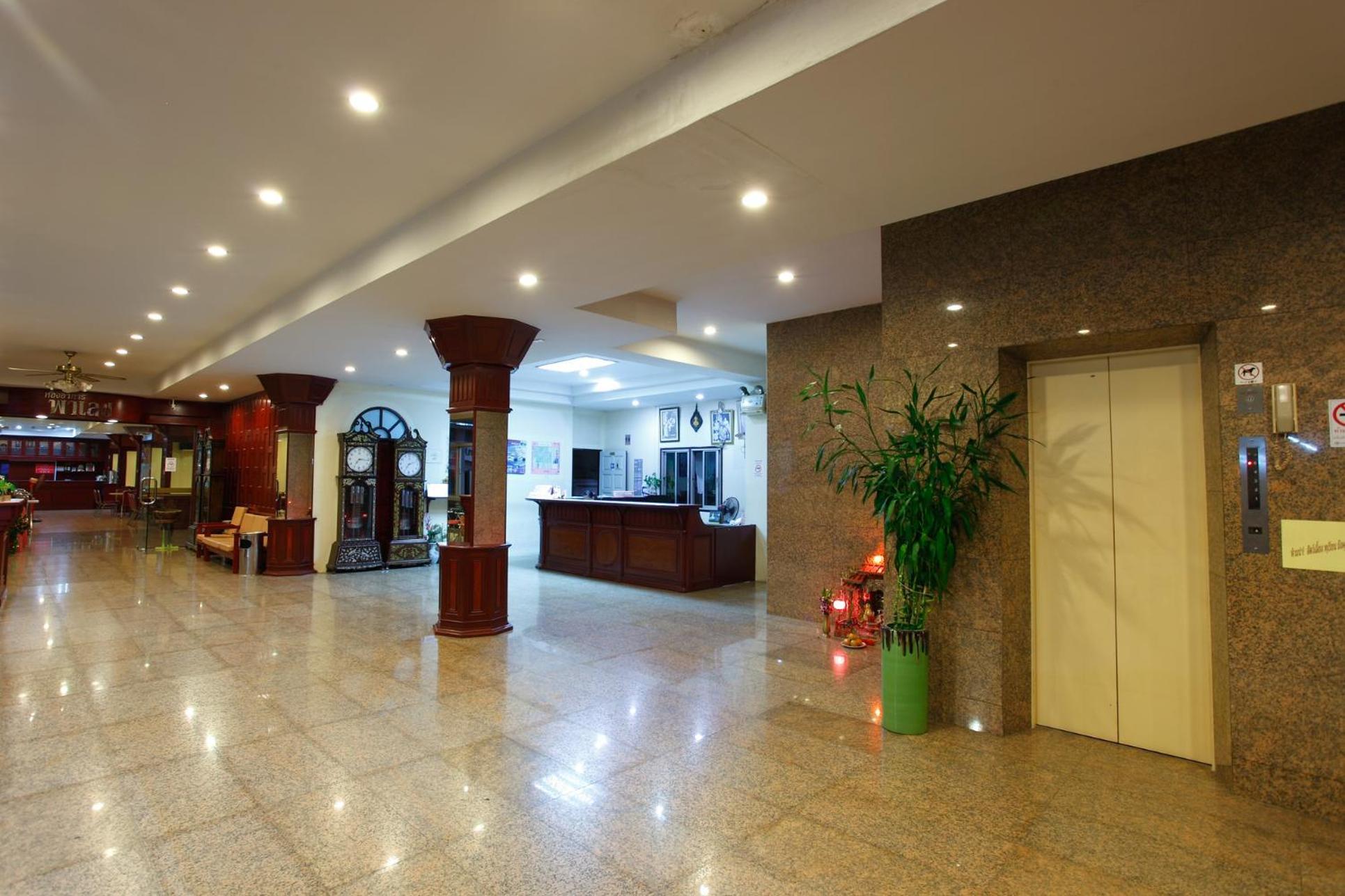 Chumphon Palace Hotel Εξωτερικό φωτογραφία