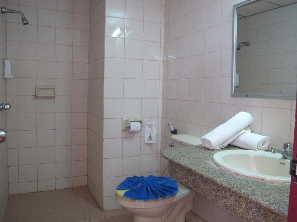 Chumphon Palace Hotel Εξωτερικό φωτογραφία