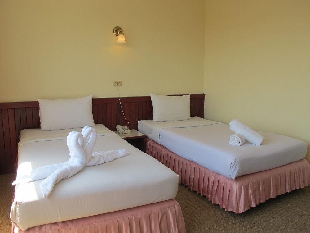 Chumphon Palace Hotel Εξωτερικό φωτογραφία