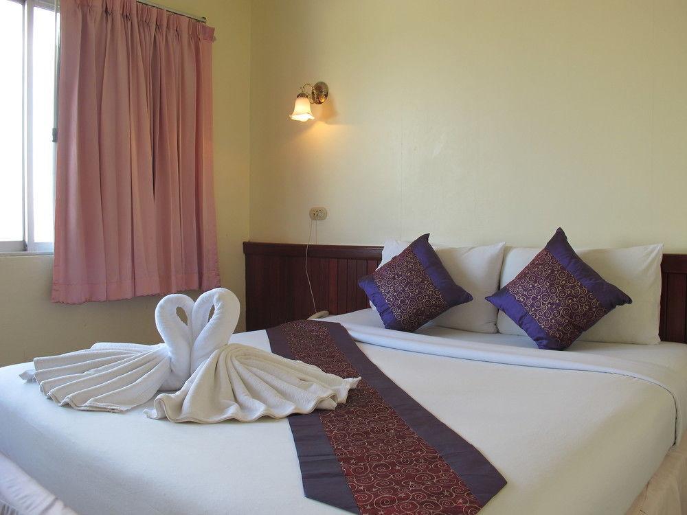 Chumphon Palace Hotel Εξωτερικό φωτογραφία