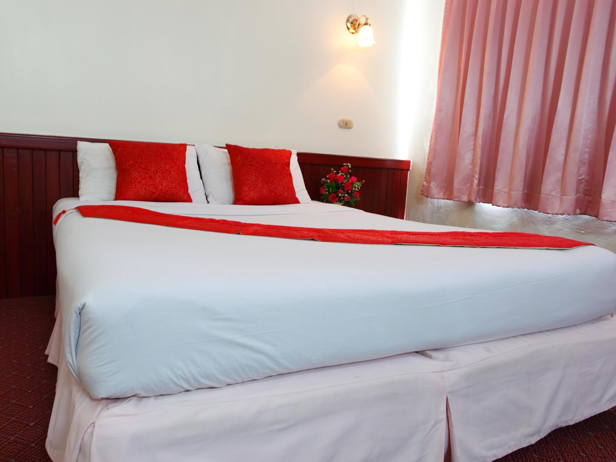 Chumphon Palace Hotel Εξωτερικό φωτογραφία